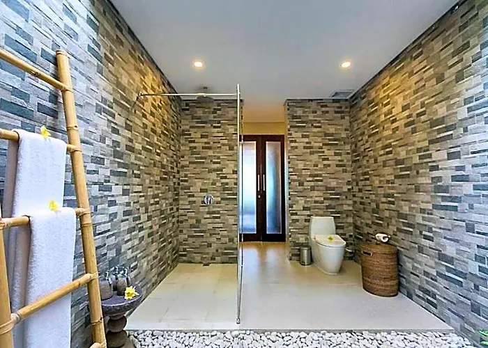 Luxury 4br Private Pool Zn04